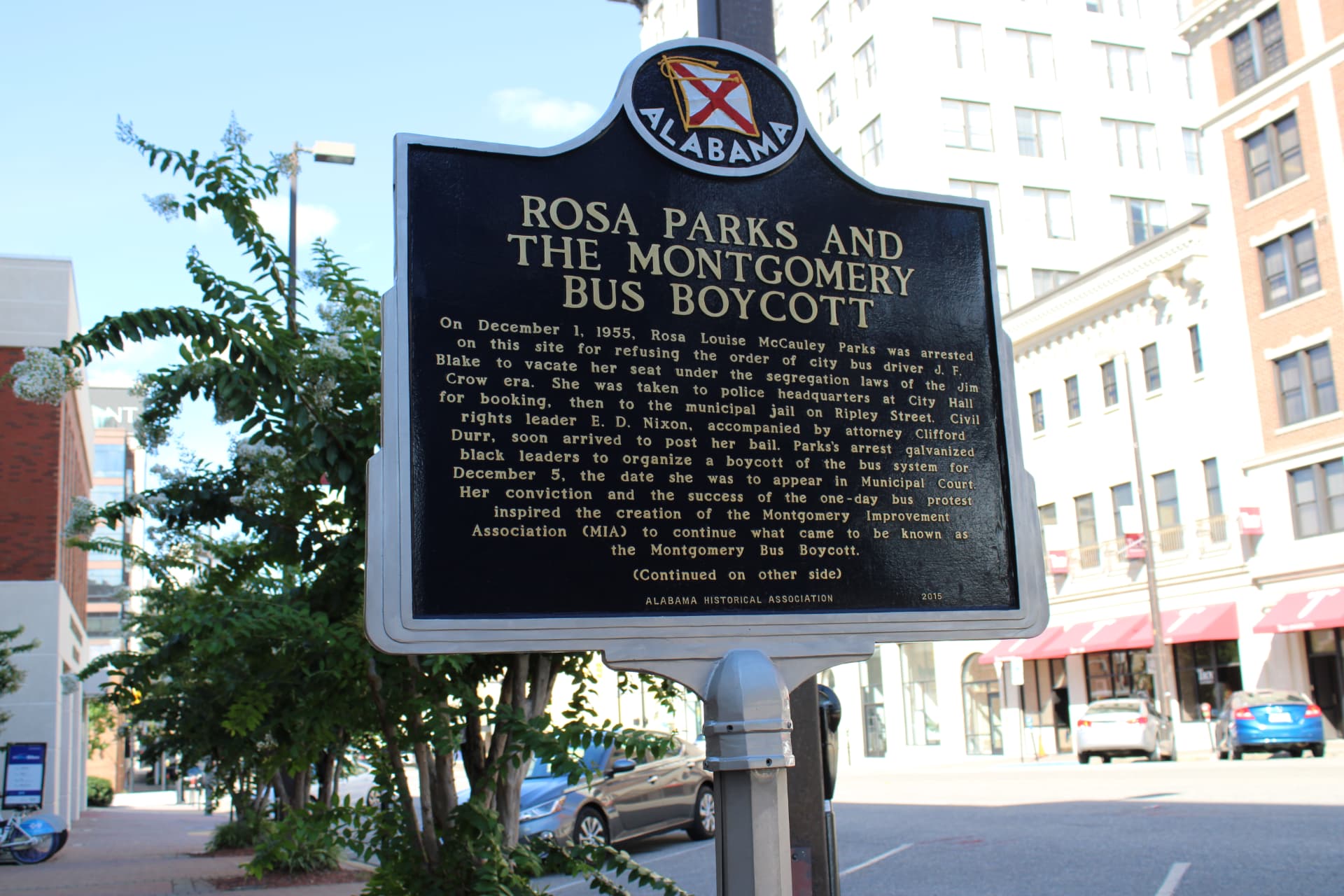 Historisch bord over Rosa Parks en de Montgomery Bus Boycott in Montgomery, Alabama